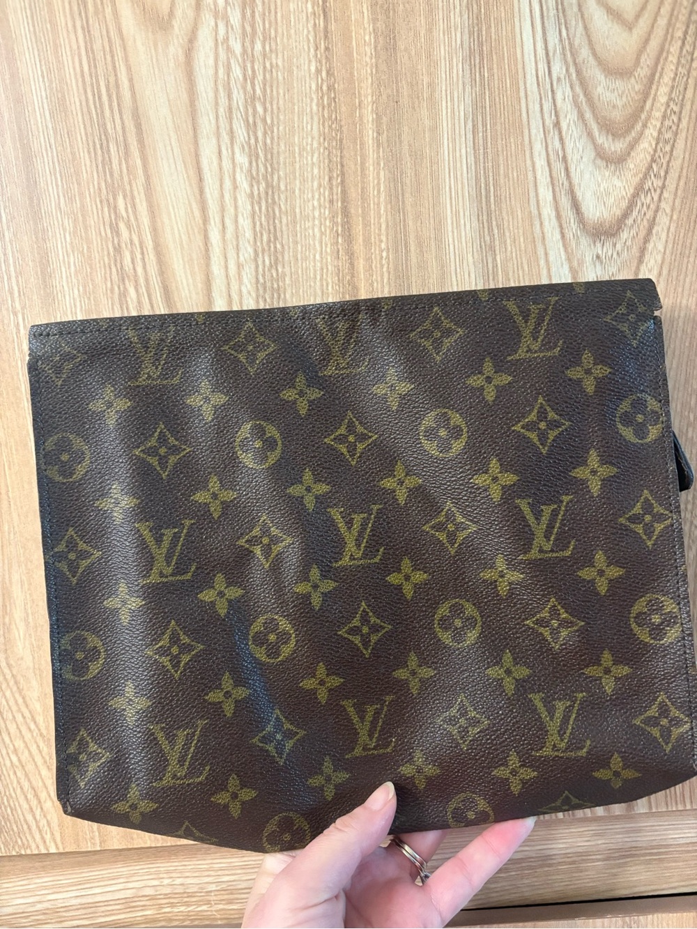 Auth LOUIS VUITTON Poche Toilette 26 Monogram Leather M47542 Vintage Torn Zipper